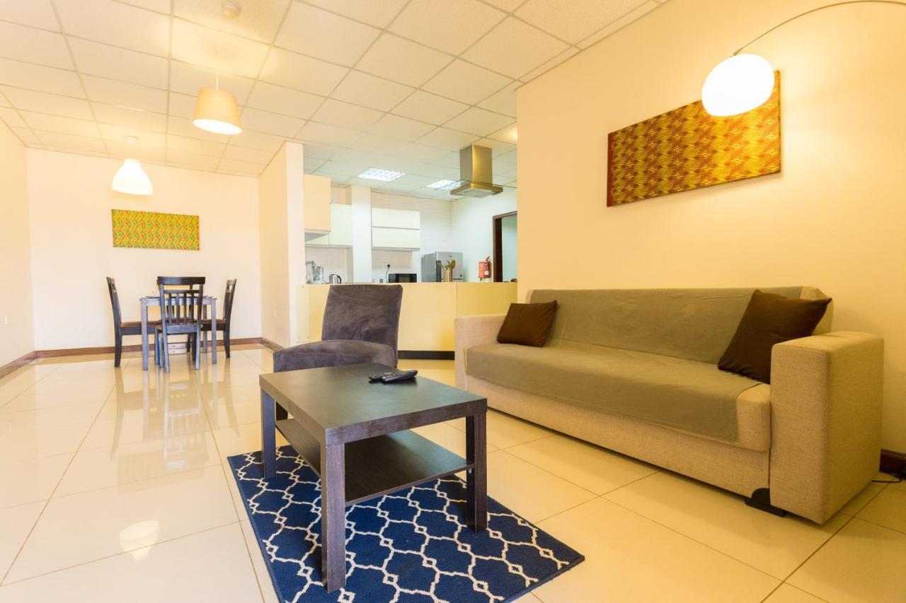 La Casa Baatsona Apts Sakumono エクステリア 写真