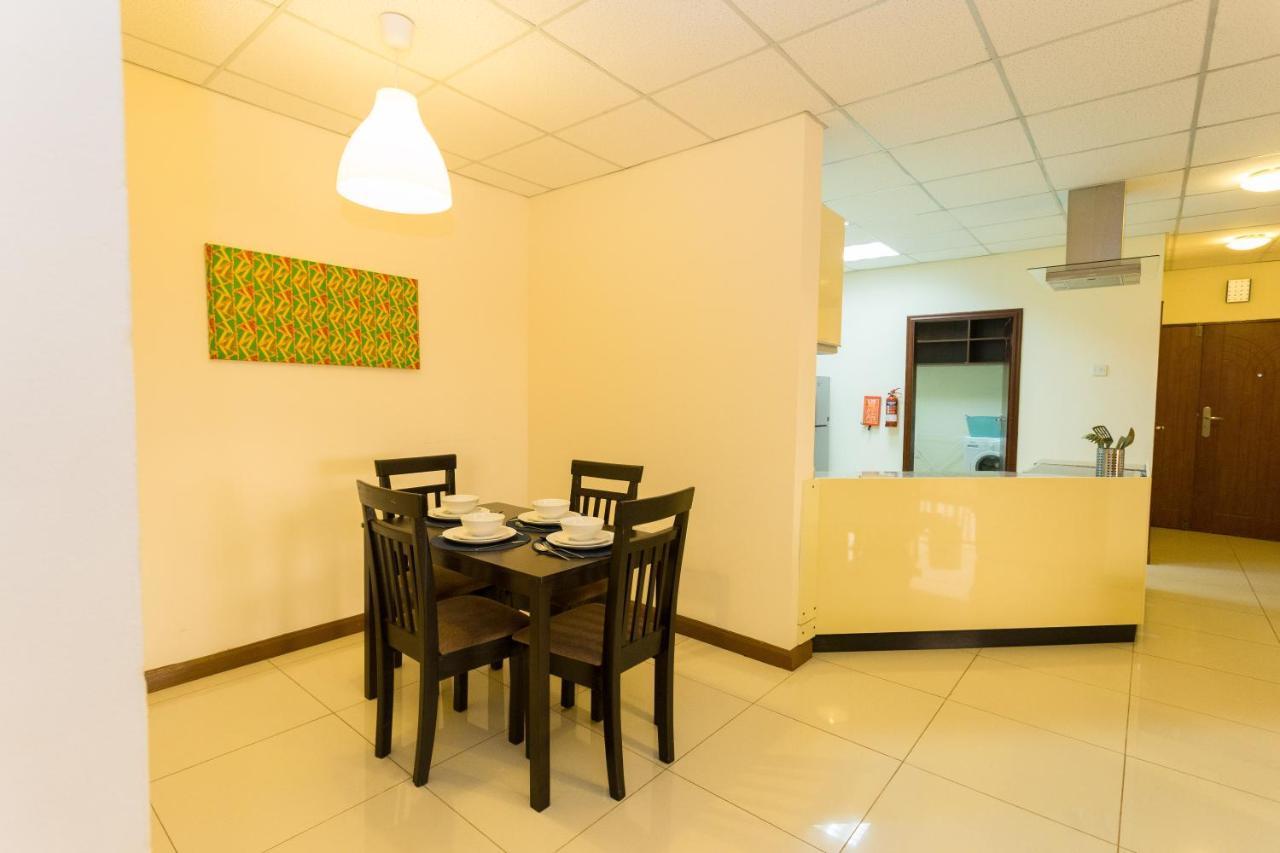 La Casa Baatsona Apts Sakumono エクステリア 写真