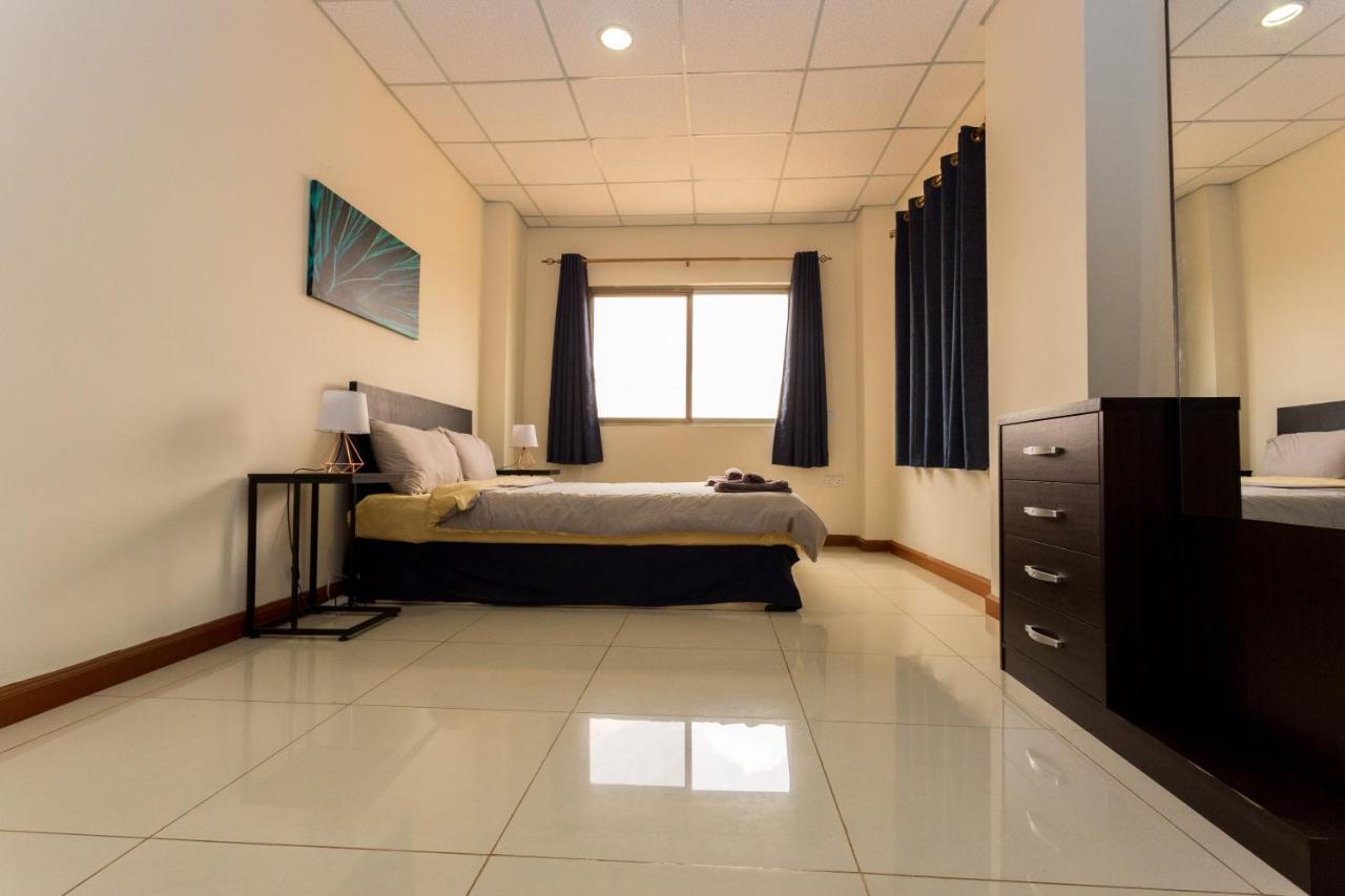 La Casa Baatsona Apts Sakumono エクステリア 写真